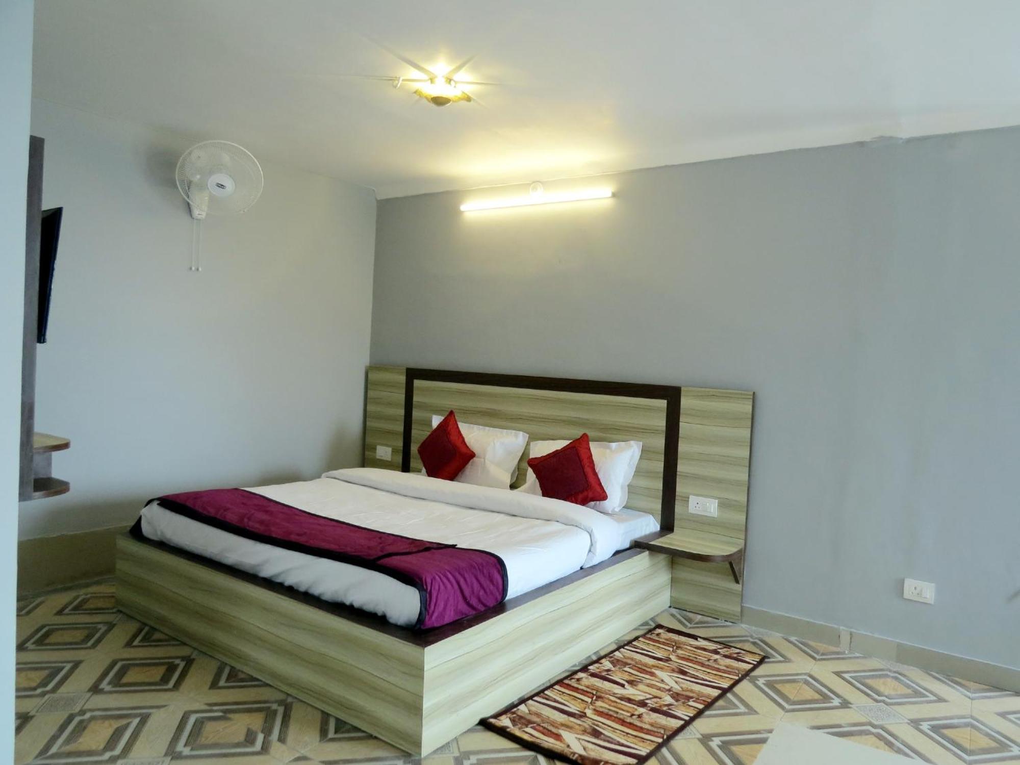 Hotel Haya Palace Nainital Eksteriør billede