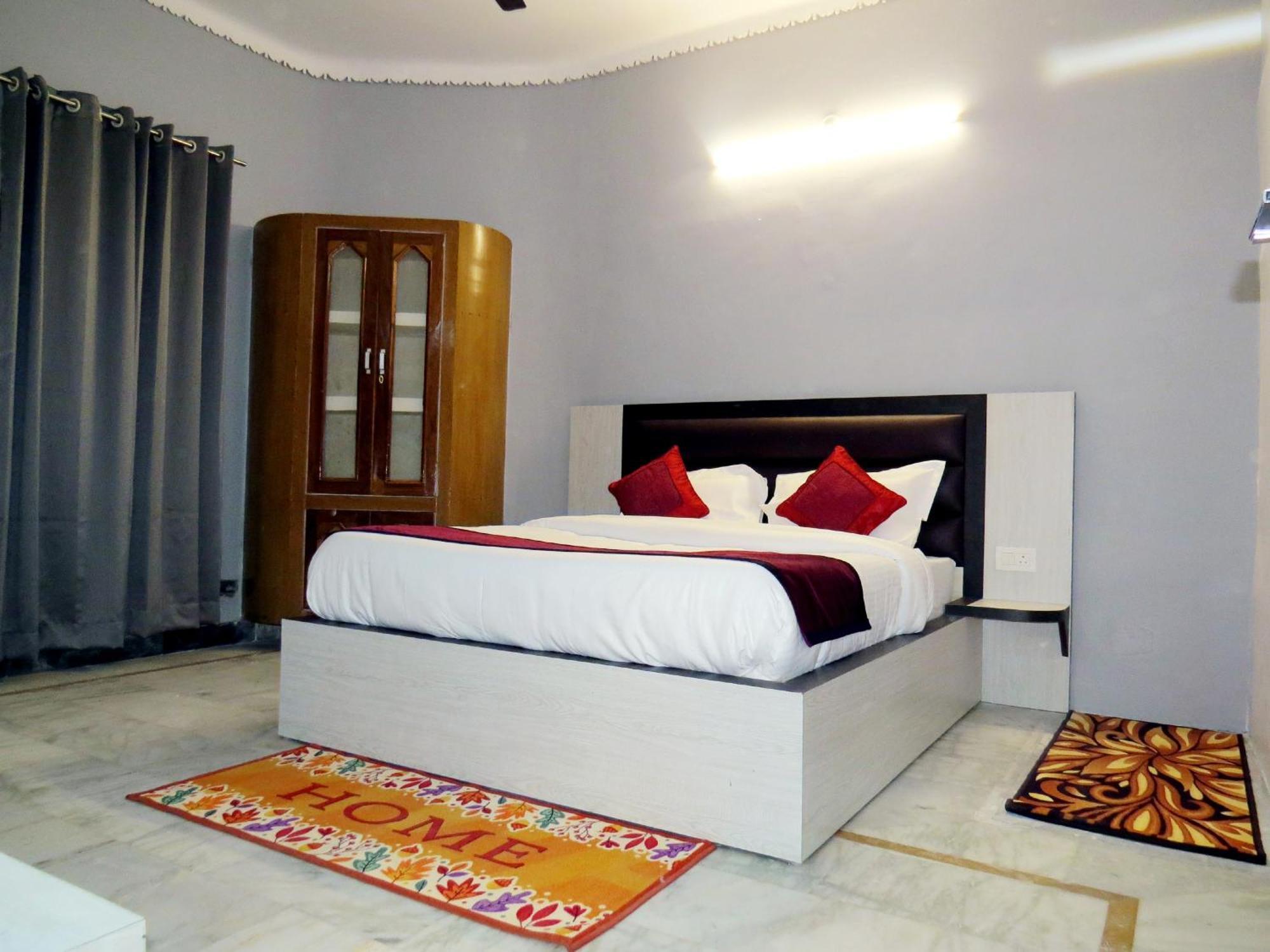Hotel Haya Palace Nainital Eksteriør billede
