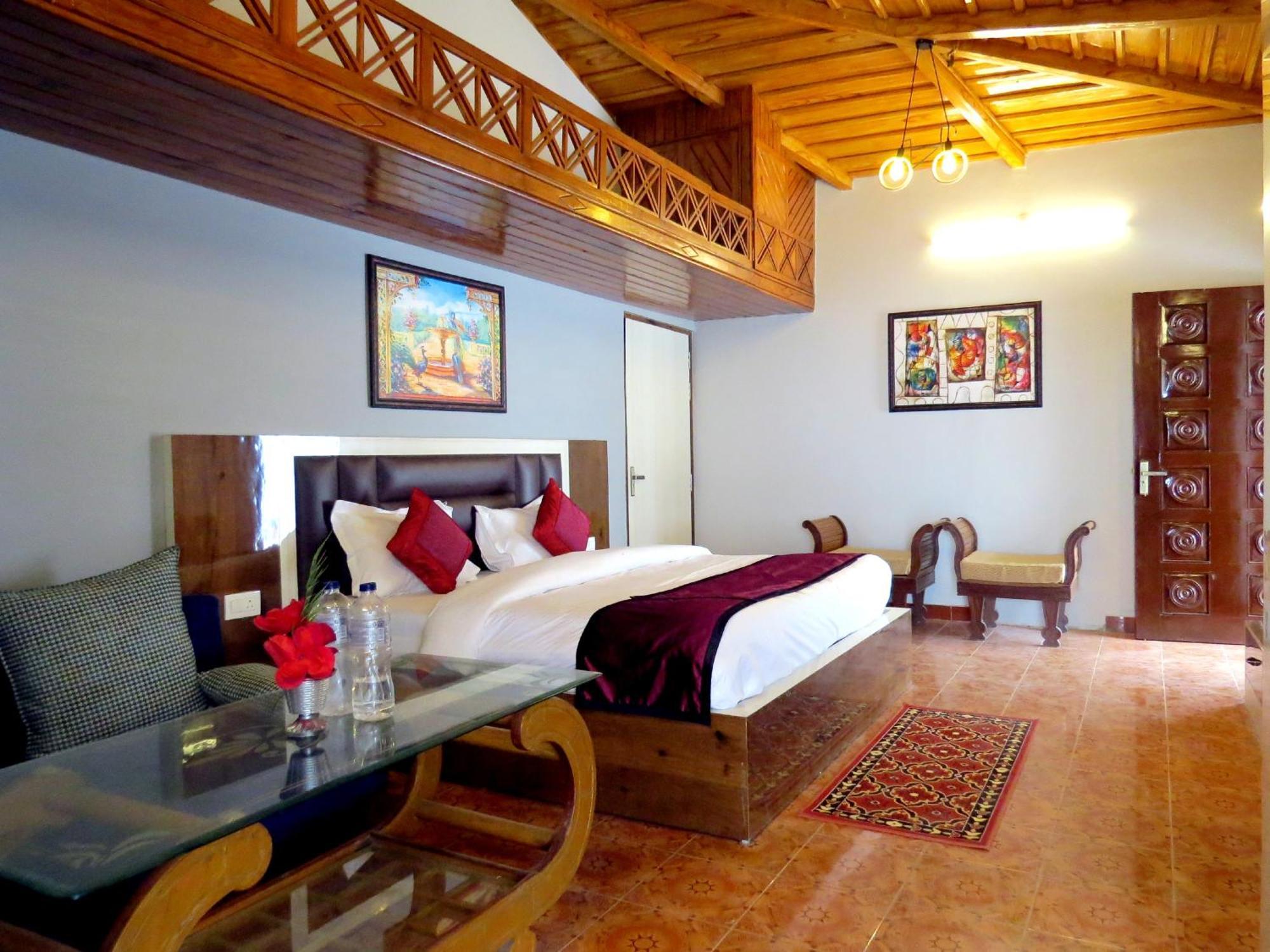Hotel Haya Palace Nainital Eksteriør billede